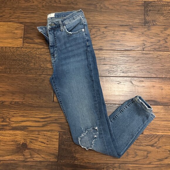 We the Free Distressed Denim Jeans - Picture 1 of 4